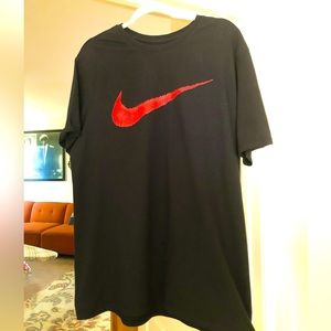 Nike Men’s Tee